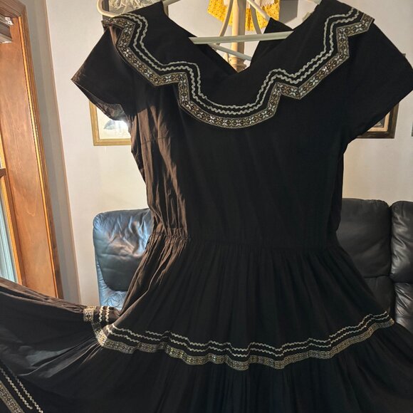 Thunderbird Fashions Black Dress with Metallic Trim - Classic Chic - Picture 1 of 6